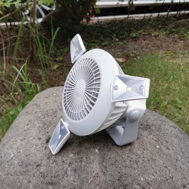 Campingventilator mit LED Licht & Akku – 4 Stufen, solarfähig - ExploreZone